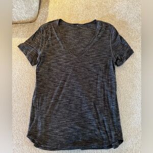 Lululemon Vneck Tee